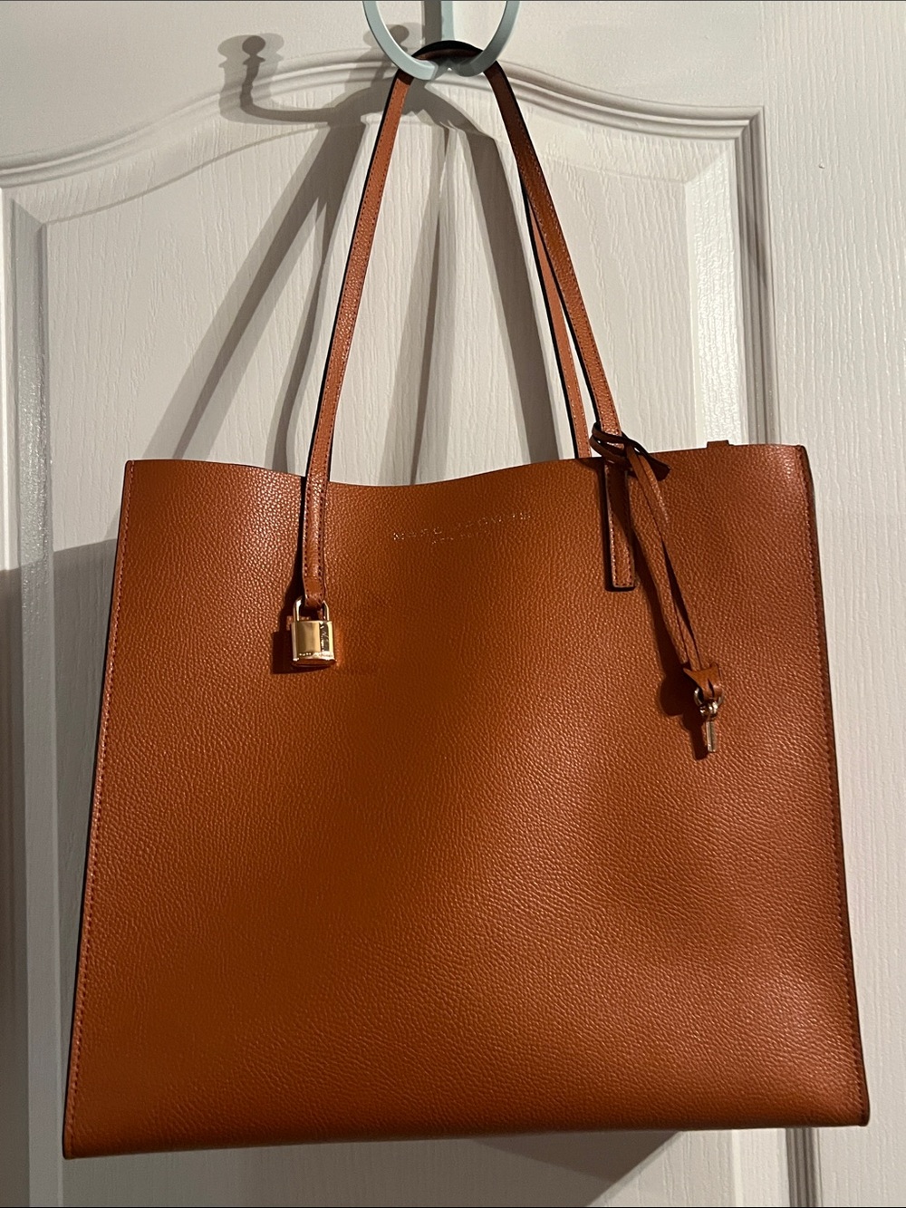 Marc Jacob’s Tote in Cognac Brown with Gold Hardware, New without tags